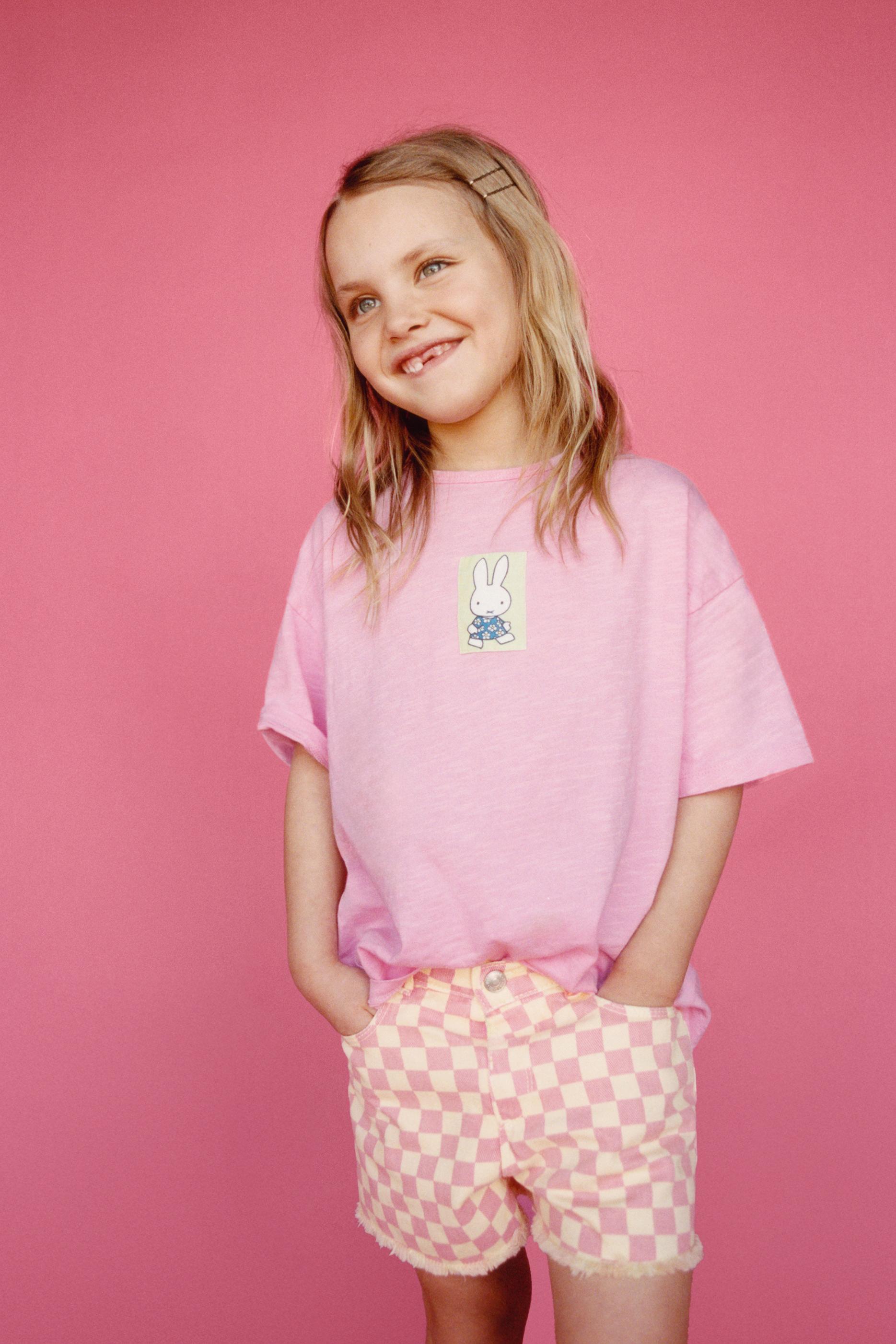 T-SHIRT AVEC PIÈCE MIFFY™ MERCIS BV ©